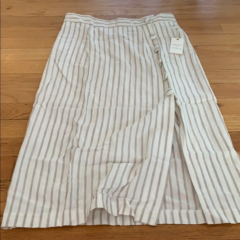 Forever 21 Long skirt with buttons